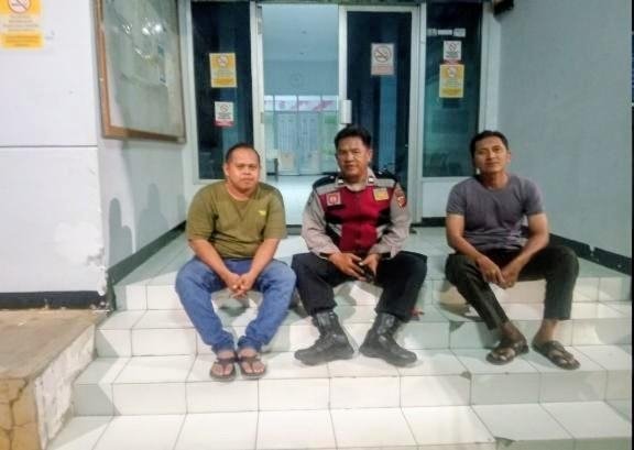 Polisi Polsek Telagasari Lakukan Pembinaan Siskamling Di Desa Binaan