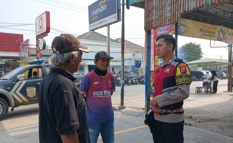 Upaya Personil Polsek Telagasari Sebar Himbauan Cegah Aksi Premanisme