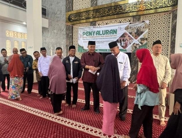 UNSIKA Salurkan Zakat untuk 150 Warga Sekitar Kampus, Wujud Kepedulian di Bulan Ramadan