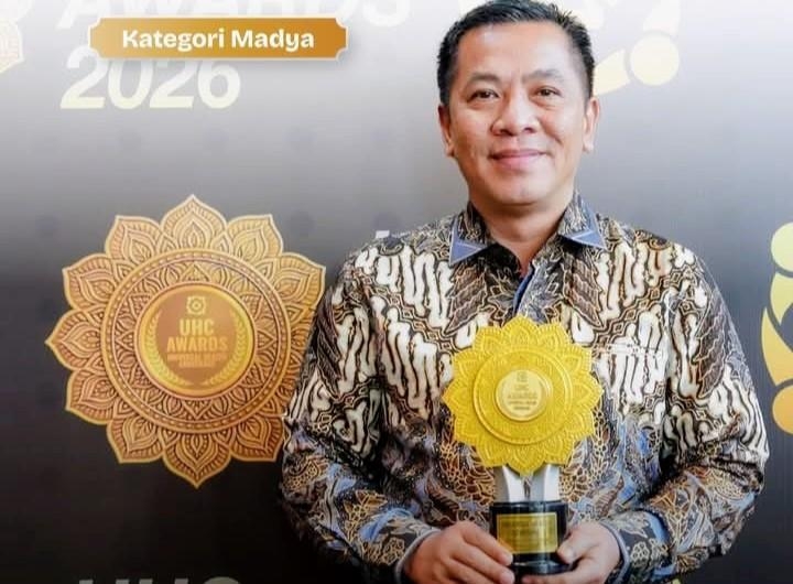 Pemkab Karawang Raih UHC Awards Kategori Madya, Perkuat Akses Kesehatan Warga