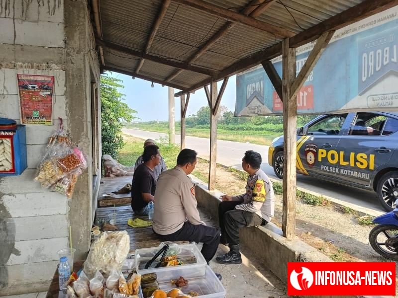 Patroli Dialogis Polsek Kotabaru Sambang Warga Berikan Pesan Kamtibmas