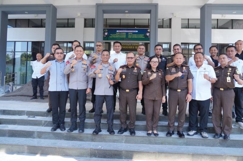 Perkuat Criminal Justice System, Kapolda dan Kajati NTB Sepakat Tingkatkan Kualitas Penegakan Hukum