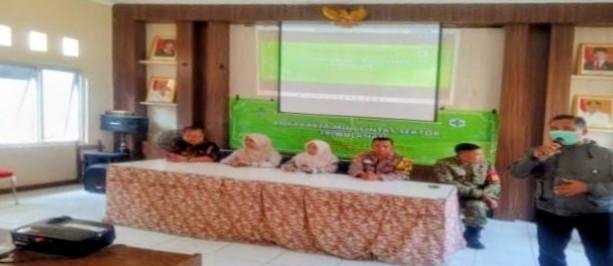 Bhabinkamtibmas Kelurahan Tanjungpura Po?sek Karawang bersama 3 Pilar Gelar Rapat Minggon