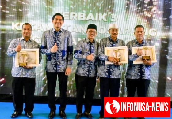 Pemkab Indramayu Berikan Penghargaan atas Kebersihan Lingkungan dan Kinerja Pemerintahan TA 2025