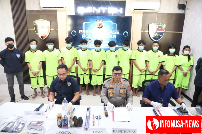 Polda Jabar Ungkap 12 Tersangka Kasus Bom Molotov, 11 Dihadirkan dalam Konferensi Pers