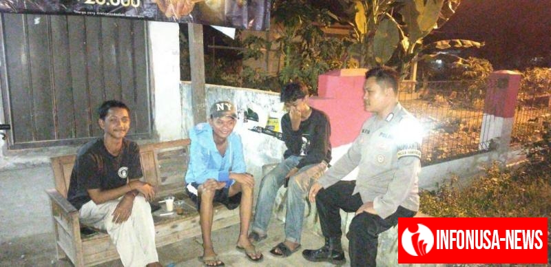 Upaya Anggota Polsek Banyusari Kembali Getol Melaksanakan Sosialisasikan Bahaya Judi Online Kepada Masyarakat