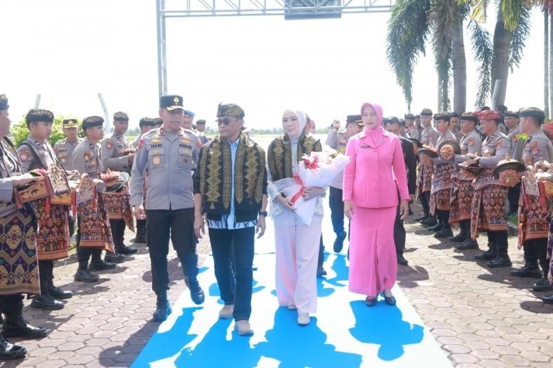 Forkopimda NTB Sambut Kedatangan Kapolda Baru Irjen Pol. Kalingga Rendra Raharja