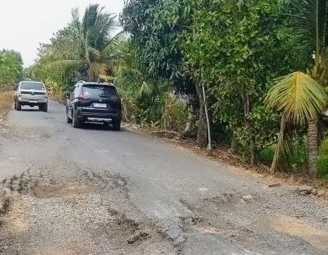 Pemeliharaan Ruas Jalan Opi-Babatan -Srijabo Diduga Dikerjakan Asal asalan dan Tidak Transparan