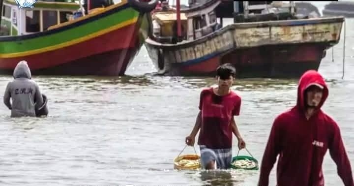 Saat Laut Tak Bersahabat, Istri Nelayan Subang Menjadi Penopang Hidup Keluarga