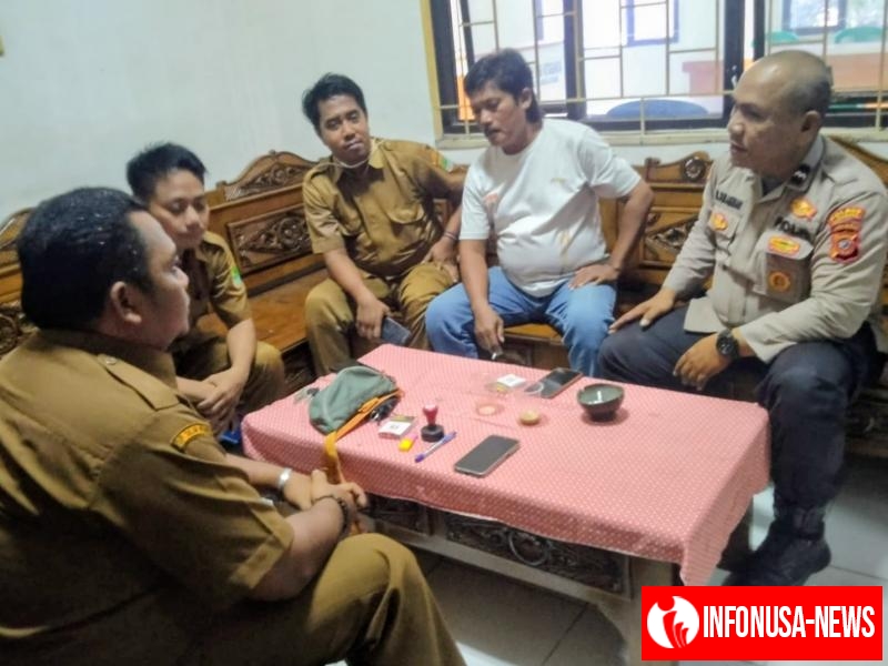 Bhabinkamtibmas Desa Kutagandok Laksanakan Giat Sambang Dan Silaturrahmi Dengan Perangkat Desa