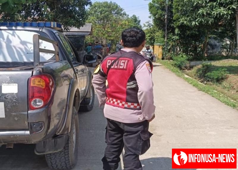 Aipda Abdul Rahman Anggota Prekat Polsek Banyusari Giat Patroli Jalan Raya Antisipasi Kejahatan