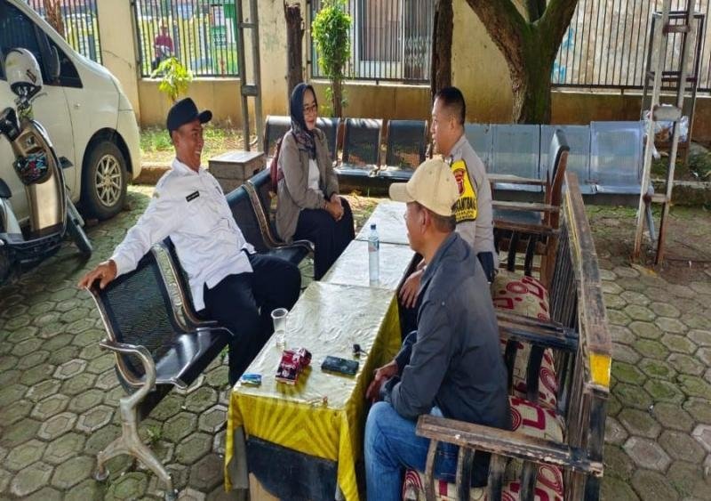 Upaya Door To Door System Bhabinkamtibmas Ciptakan Rasa Aman Dan Nyaman Untuk Masyarakat