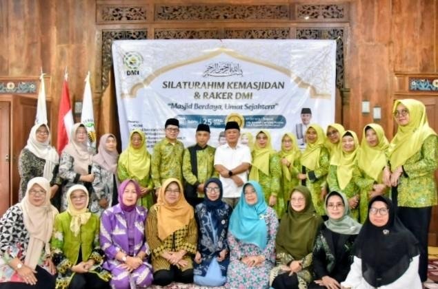 Masjid Didorong Jadi Pusat Pemberdayaan, Bupati Kuningan: Harus Relevan di Era Digital