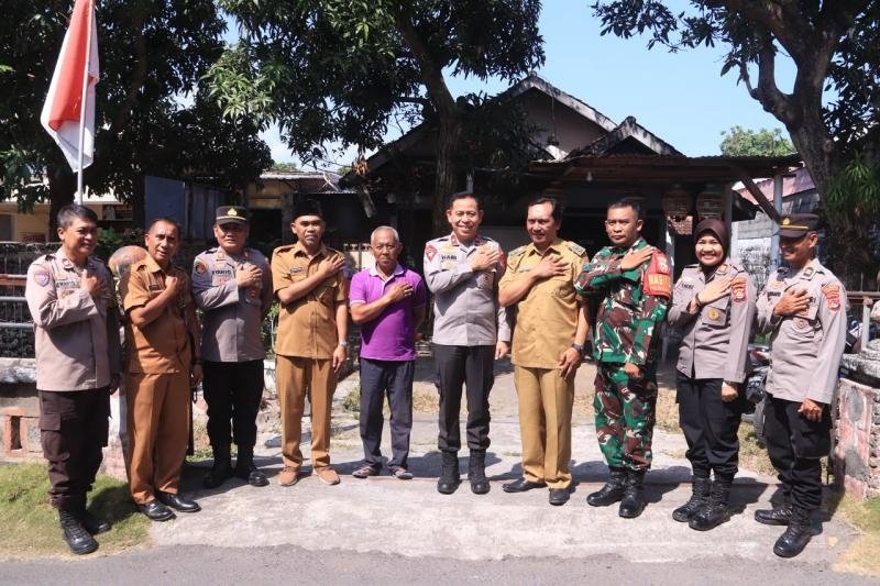 Wakapolda NTB Gelar Kegiatan Polmas di Kelurahan Taman Sari Ampenan