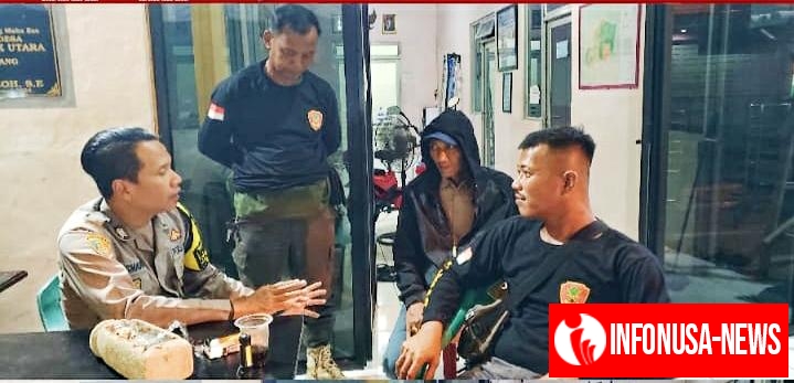 Patroli Dialogis Polsek Rengasdengklok Sambangi Petugas Ronda Sekaligus Ngawangkong