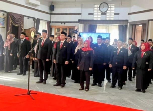 Benahi Layanan Kesehatan, Wali Kota Sukabumi Lantik Puluhan Pejabat Baru