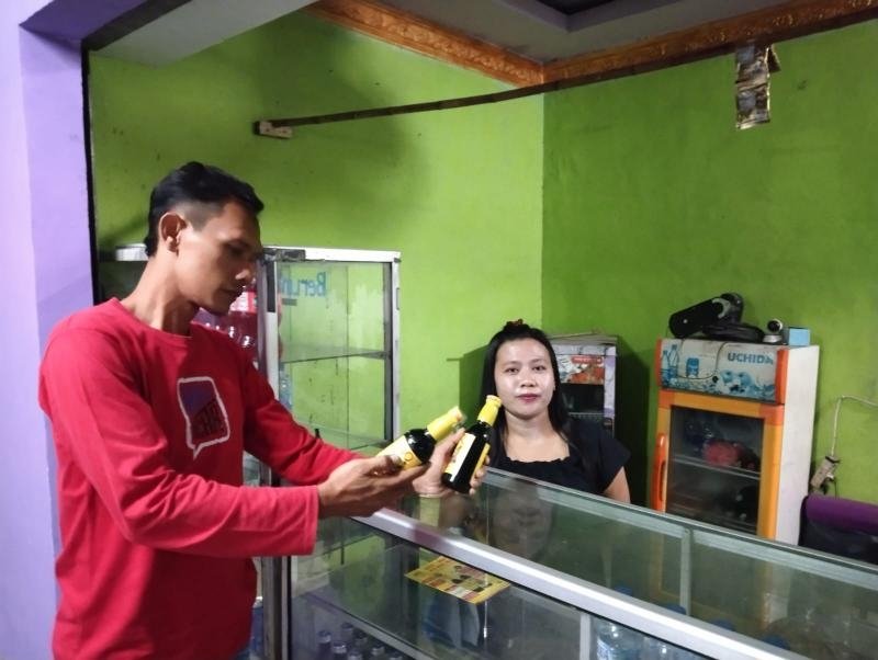 Patroli Reskrim Polsek Jatisari Sambangi Kios Jamu