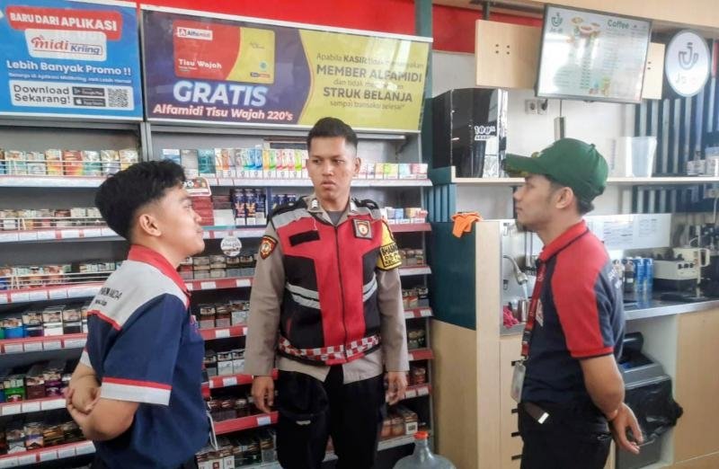 Polsek Telagasari Laksanakan Patroli Cegah Gukamtibmas di Sekitar Pertokoan
