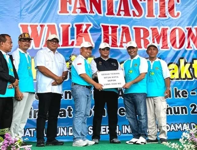 Pemkot Depok Perluas Akses Pendidikan Madrasah, Wali Kota Serahkan Lahan untuk MTs dan MIN