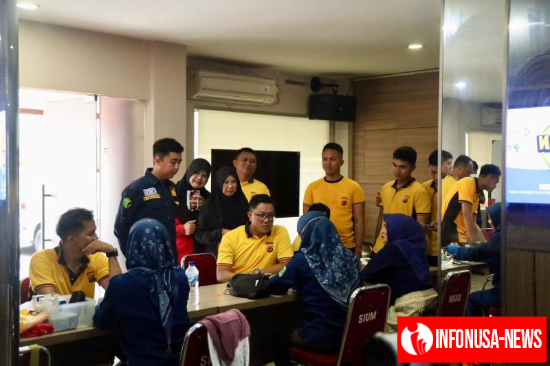 Peduli Kesehatan Personel, Polres Karawang Gelar Cek Kesehatan Gratis