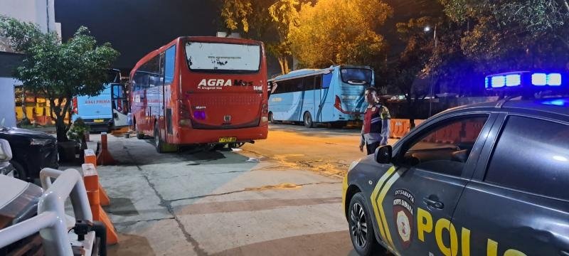 Personil Polsek Klari Lakukan Patroli dinihari, Sasaran Terminal Bus Klari