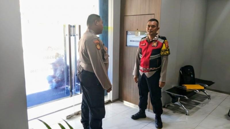 Polsek Telagasari Gencar Laksanakan Patroli Rutin ke Bank dan Objek Vital