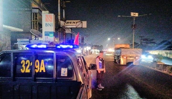 Polsek Klari Pastikan Jalur Pantura Cikampek Karawang Aman dan Kondusif