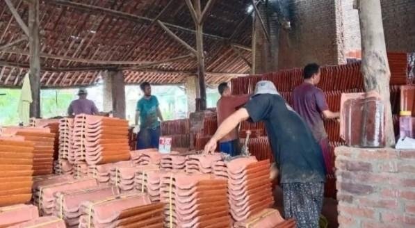 Genteng Jatiwangi Naik Kelas, Rumah Rakyat Lebih Sejuk