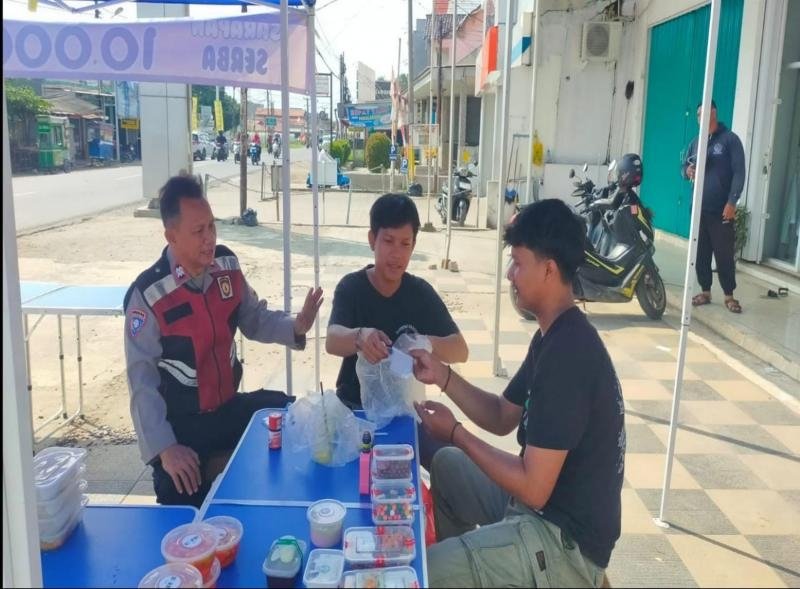 Upaya Anggota Polsek Telagasari Gelar Penyuluhan Cegah Kenakalan Remaja di Desa Binaan