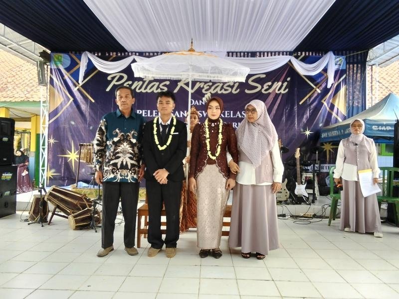 SMPN 1 Jatisari Lepas 437 Siswa, Kepala Sekolah Toni Andika Pesankan Jangan Konvoi