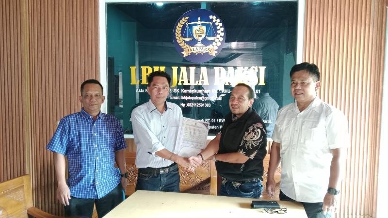 Kesbangpol Karawang Sambangi LBH Jalapaksi Cikampek Barat, Perkuat Sinergi Demi Akses Keadilan Masyarakat