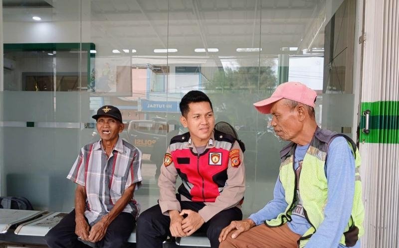 Upaya Pak Bhabinkamtibmas Polsek Telagasari Ajak Warga Waspadai Kenakalan Remaja