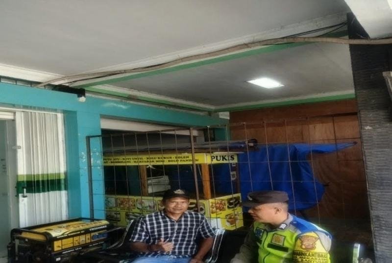 Giat Sambang Anggota Prekat Polsek Banyusari Sosialisasikan Bahaya TPPO