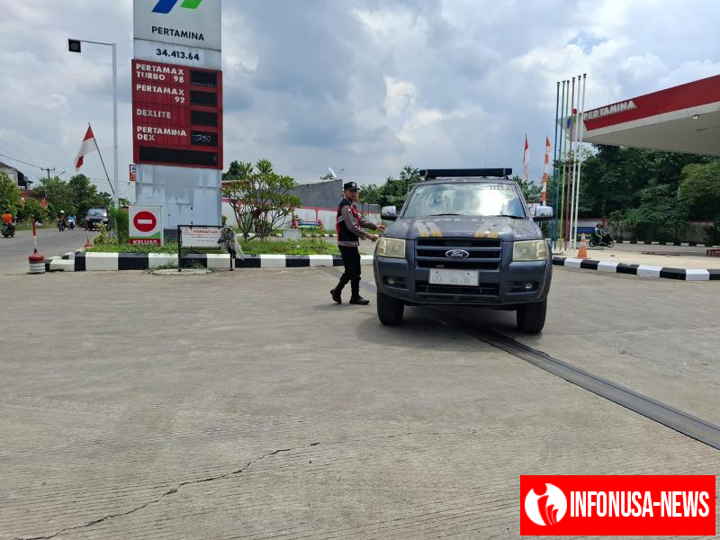 Personil Polsek Tegalwaru Patroli di Objek-objek Vital Tangkal Potensi Kejahatan di Siang hari