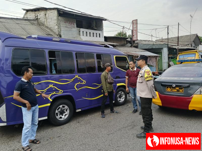 Patroli Polsek Kotabaru Sambangi Pangkalan Angkutan Umum Berdialogis Dengan Calo