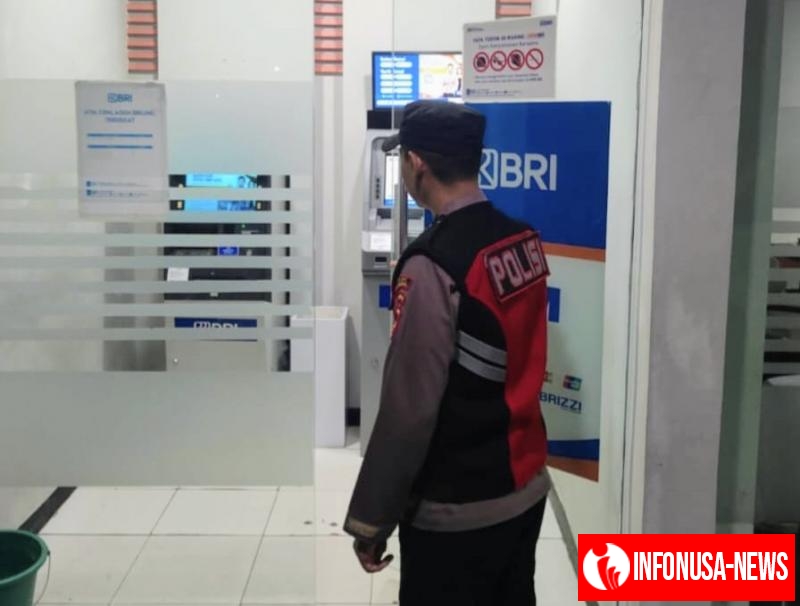 Sarana Penunjang Perbankan BRI di Loji Dimonitor Personil Polsek Tegalwaru Pada Patroli Malam