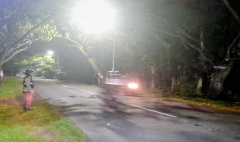 Personel Polsek Lemahabang Laksanakan Patroli Prekat Malam