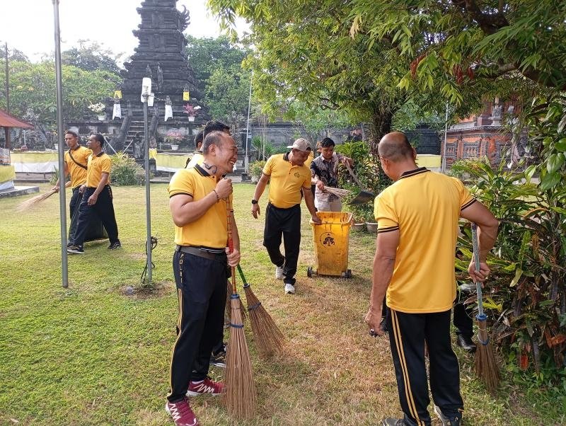 Sambut Hari Bhayangkara tahun 2026, Polda NTB Gelar Kurve di Pure Jagat Natha Mayura