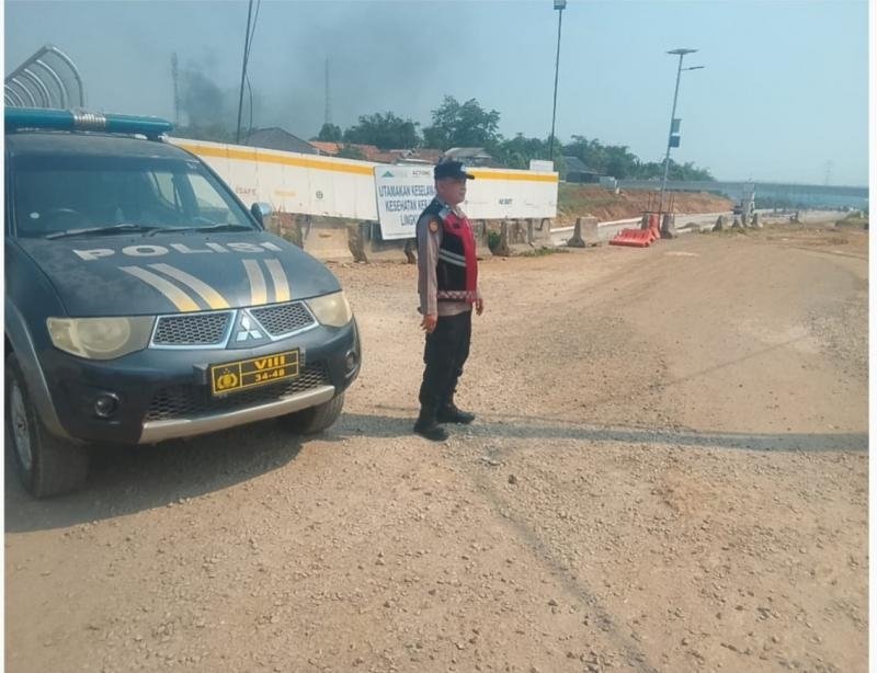 Polsek Pangkalan Laksanakan Patroli Wilayah, Jaga Kondusifitas di Area Proyek Tol Japek 2