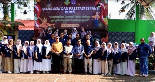 Gelar Seni dan Prestasi Espansi, SMPN 8 Sukabumi Asah Karakter dan Bakat Pelajar 