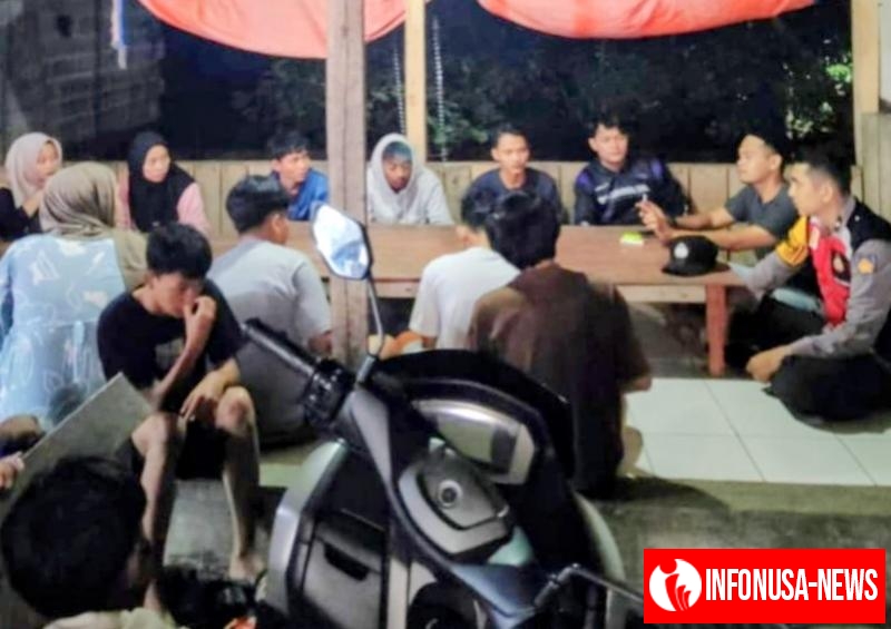 Ajak Peduli Kamtibmas Jadi Topik Sambang Warga Bhabinkamtibmas Polsek Tegalwaru