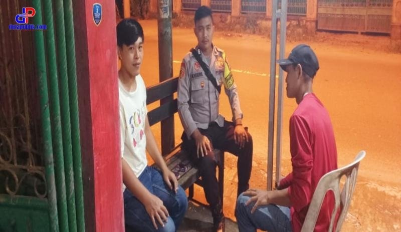 Bhabinkamtibmas Polsek Lemahabang Imbau Remaja Desa Karyamukti Hindari Peredaran Dan Penyalahgunaan Obat Terlarang