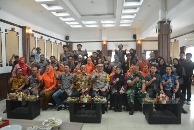 Pers dan Pemerintah Perkuat Sinergi, HPN dan HUT ke-80 PWI Jadi Momentum Bangun Demokrasi Sehat di Sukabumi