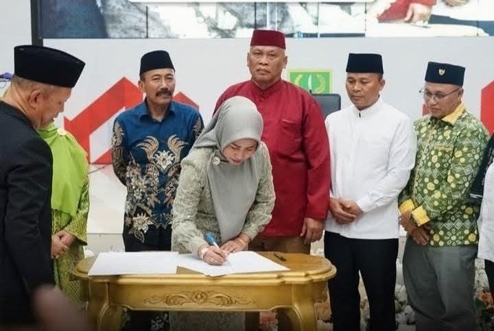 Seminar Ketahanan Keluarga di Bekasi, Nia Yuniawati Tekankan Pentingnya Peran Orang Tua