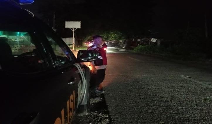 Upaya Aiptu Asep Tajudin Polsek Telagasari Susuri Wilayah Perbatasan dan Pastikan Lingkungan Kondusif