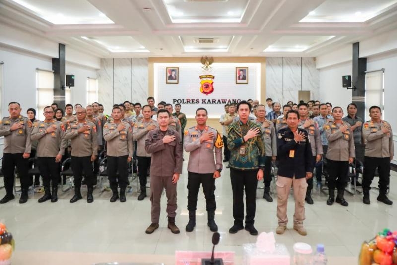 Polres Karawang Gelar Sosialisasi Hukum, Bahas KUHAP dan KUHP Baru