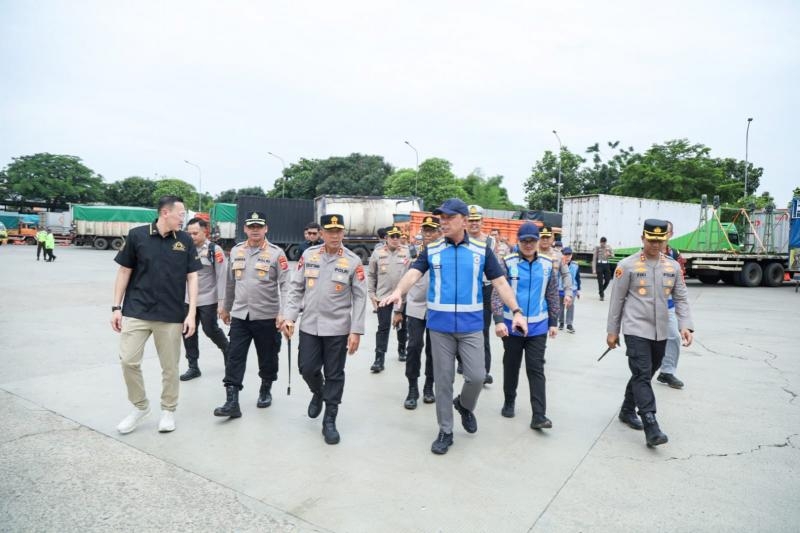 Antisipasi Kemacetan di KM 66, Kapolda Jabar Cek Kesiapan Tol Alternatif Jakarta-Cikampek Jelang Lebaran

 