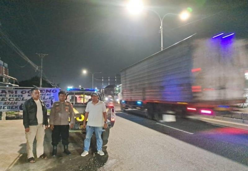Persempit Ruang Gerak Kriminalitas, Tim Gabungan Polsek Purwasari Gelar Patroli Skala Sedang