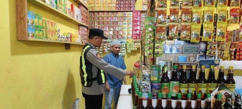 Gelar Razia Miras Demi Ciptakan Situasi Kamtibmas Kondusif