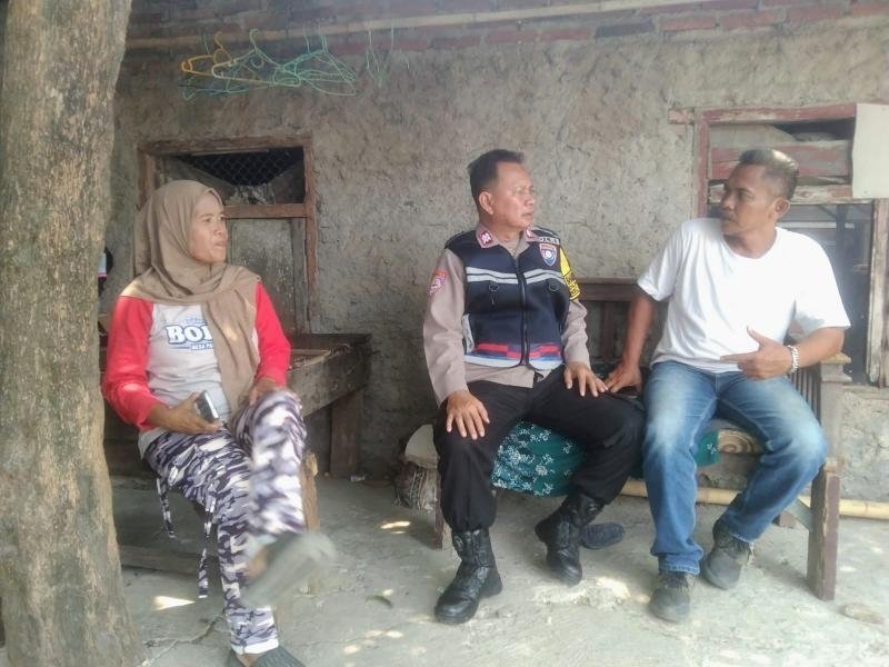 Upaya Ciptakan Kondusifitas Lingkungan, Polsek Telagasari Sebar Himbauan Kamtibmas